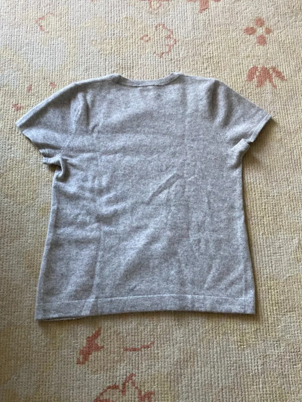 J Crew 100% Cashmere Tee, Light Gray, size large - Picture 2 of 6